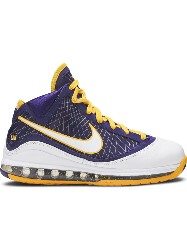 Кроссовки Nike LeBron 7 GS QS 'Media Day' — изображение 1 из 8, желтый