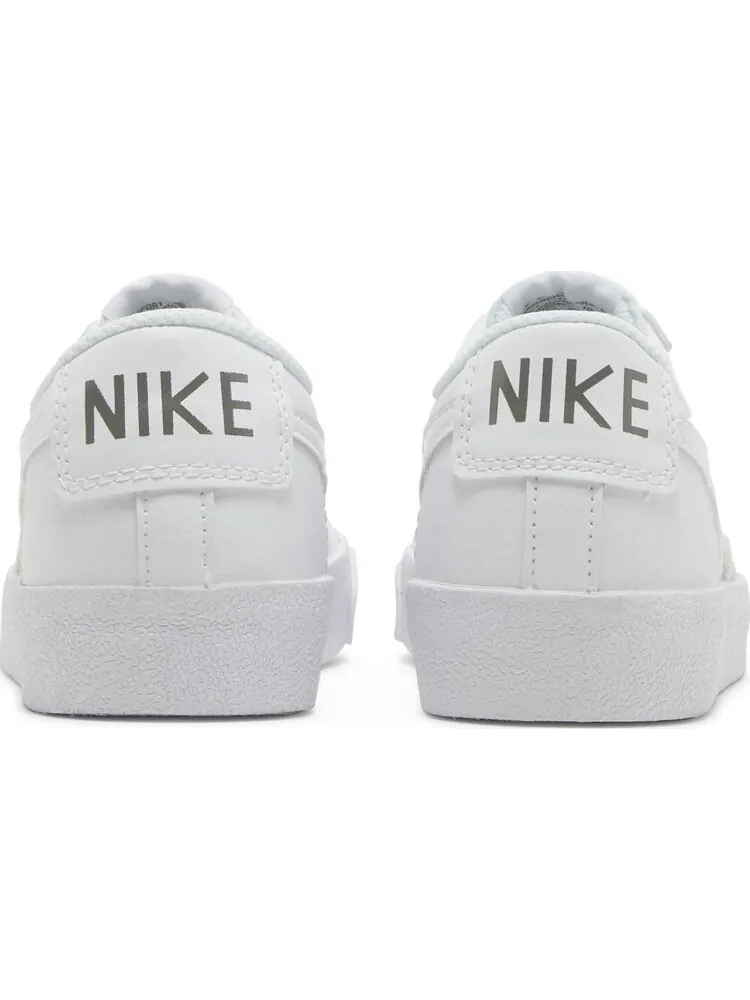 Кроссовки Nike Blazer Low '77 GS 'White Flat Pewter' — изображение 6 из 8, белый
