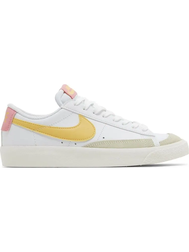 Кроссовки Blazer Low '77 GS 'White Topaz Gold' — изображение 1 из 4, белый