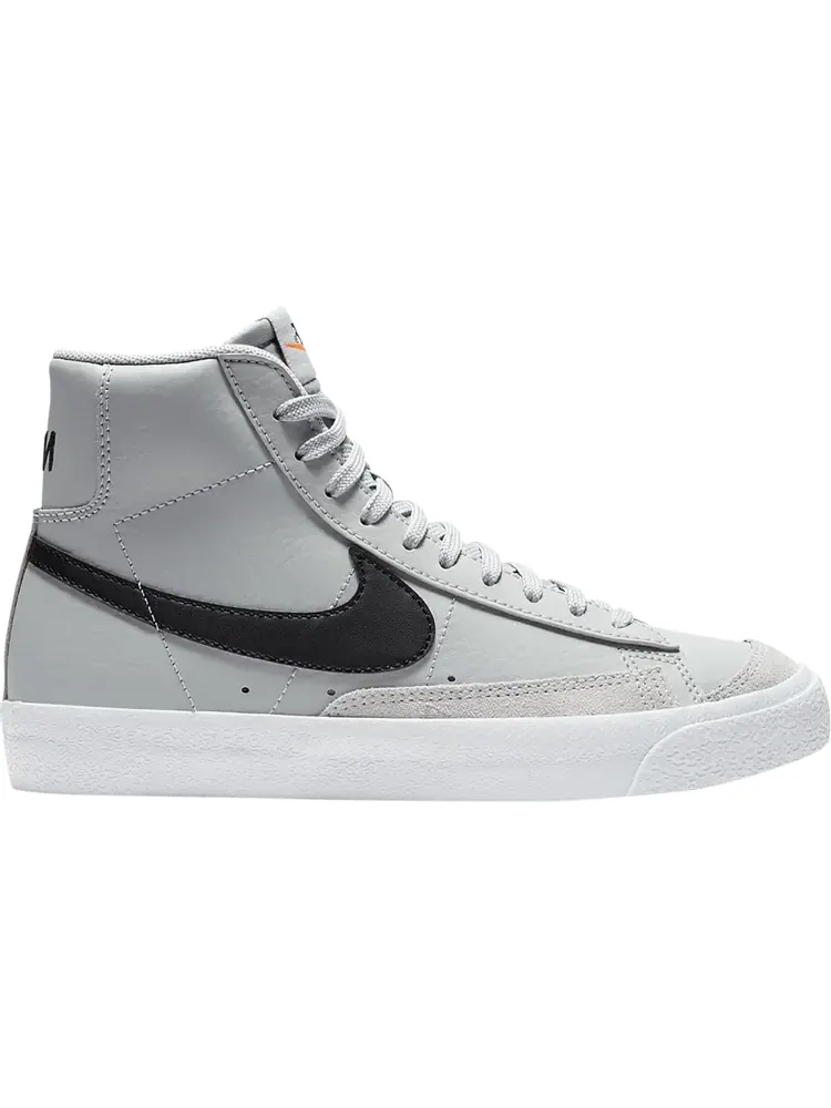 Кроссовки Nike Blazer Mid '77 GS 'Light Smoke Grey' — изображение 1 из 1, серый