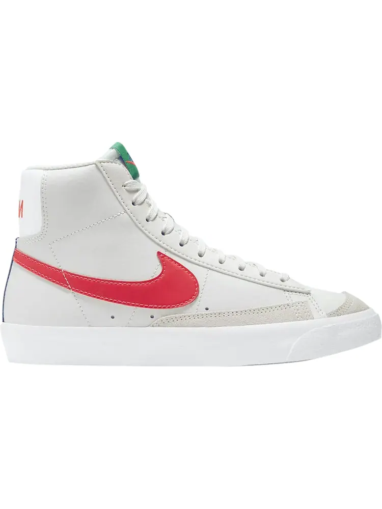 Кроссовки Nike Blazer Mid '77 GS 'Platinum Tint Bright Crimson' — изображение 1 из 1, белый
