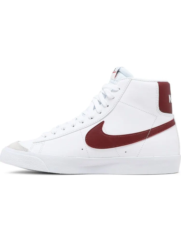Кроссовки Nike Blazer Mid '77 GS 'White Team Red' — изображение 3 из 8, белый