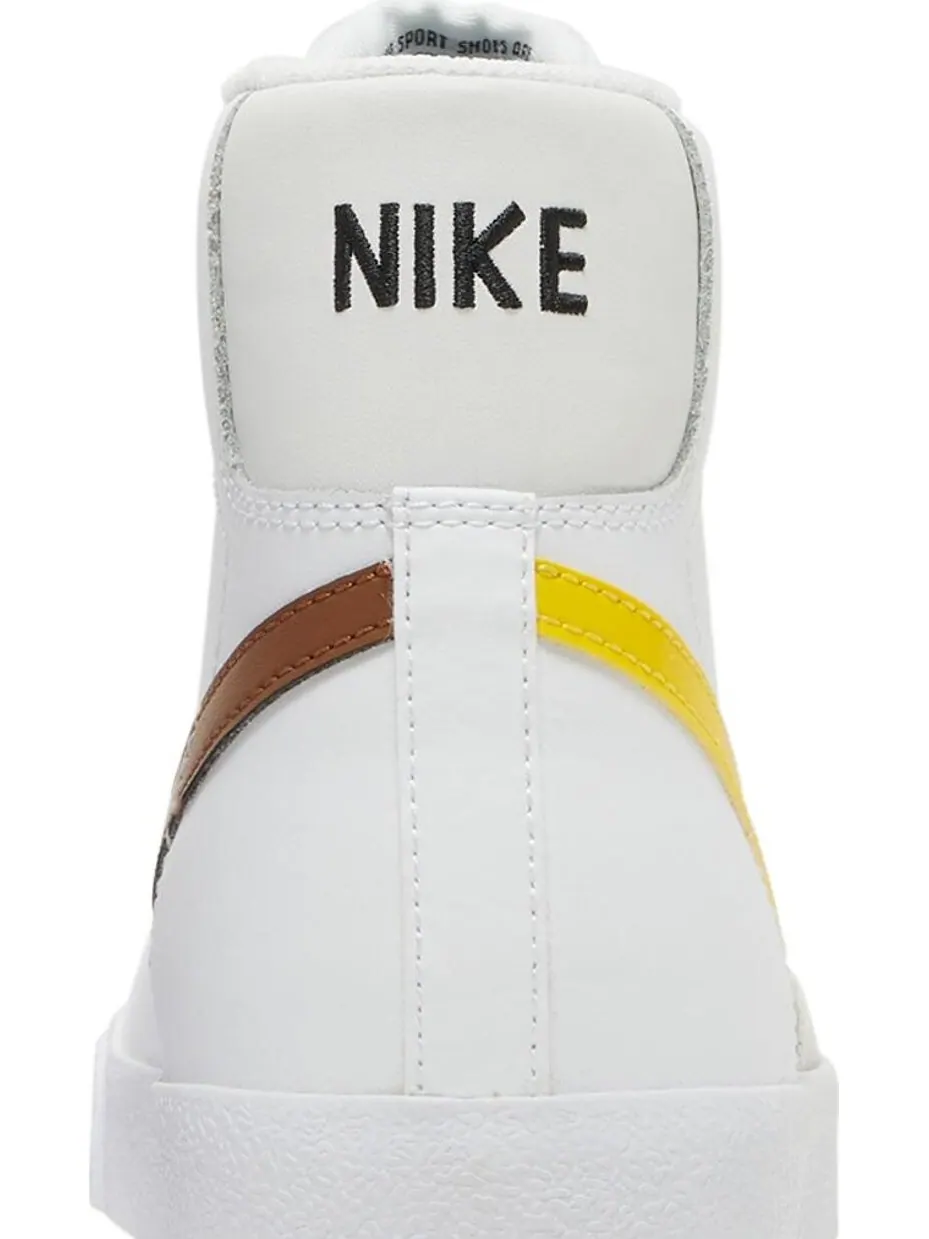 Кроссовки Nike Blazer Mid '77 GS 'White Pecan Vivid Sulfur' — изображение 7 из 8, белый