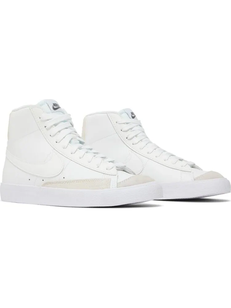 Кроссовки Nike Blazer Mid '77 GS 'White Light Orewood Brown' — изображение 8 из 8, белый