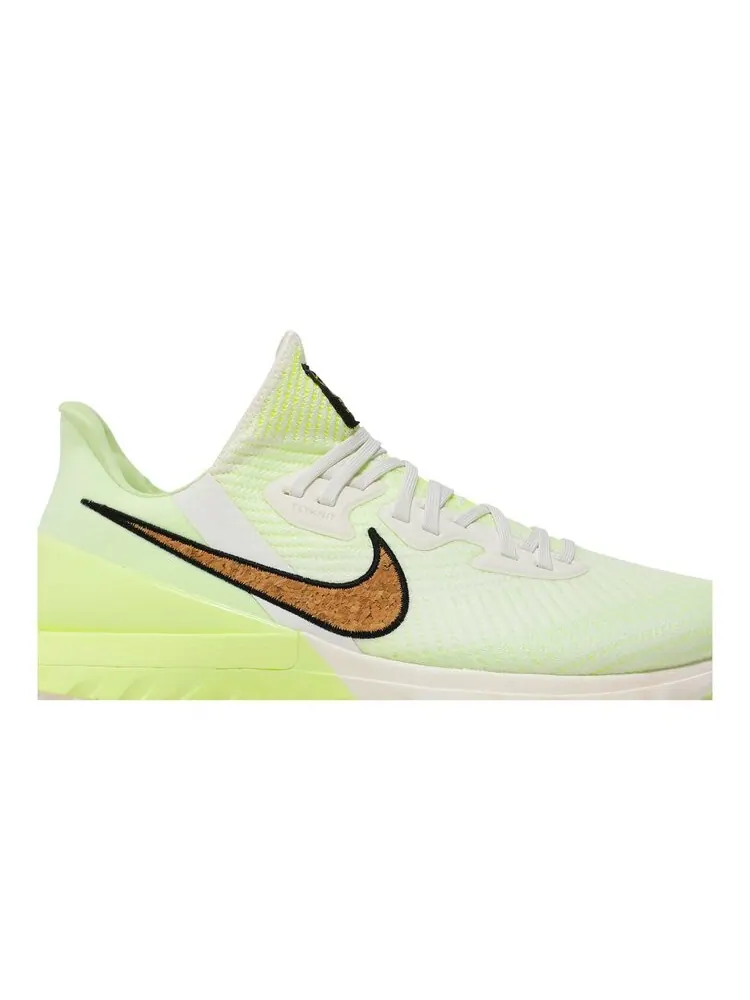 Кроссовки Nike Air Zoom Infinity Tour NRG — изображение 2 из 4, зеленый