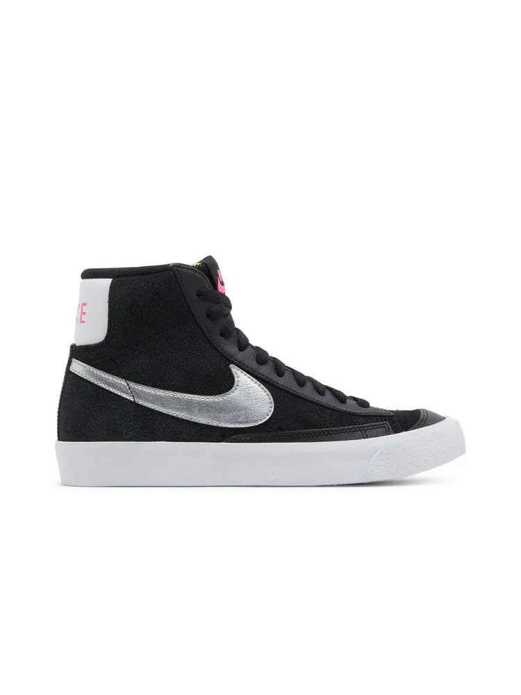 Кроссовки Nike Wmns Blazer Mid Vintage '77 'Black Metallic Silver' — изображение 2 из 9