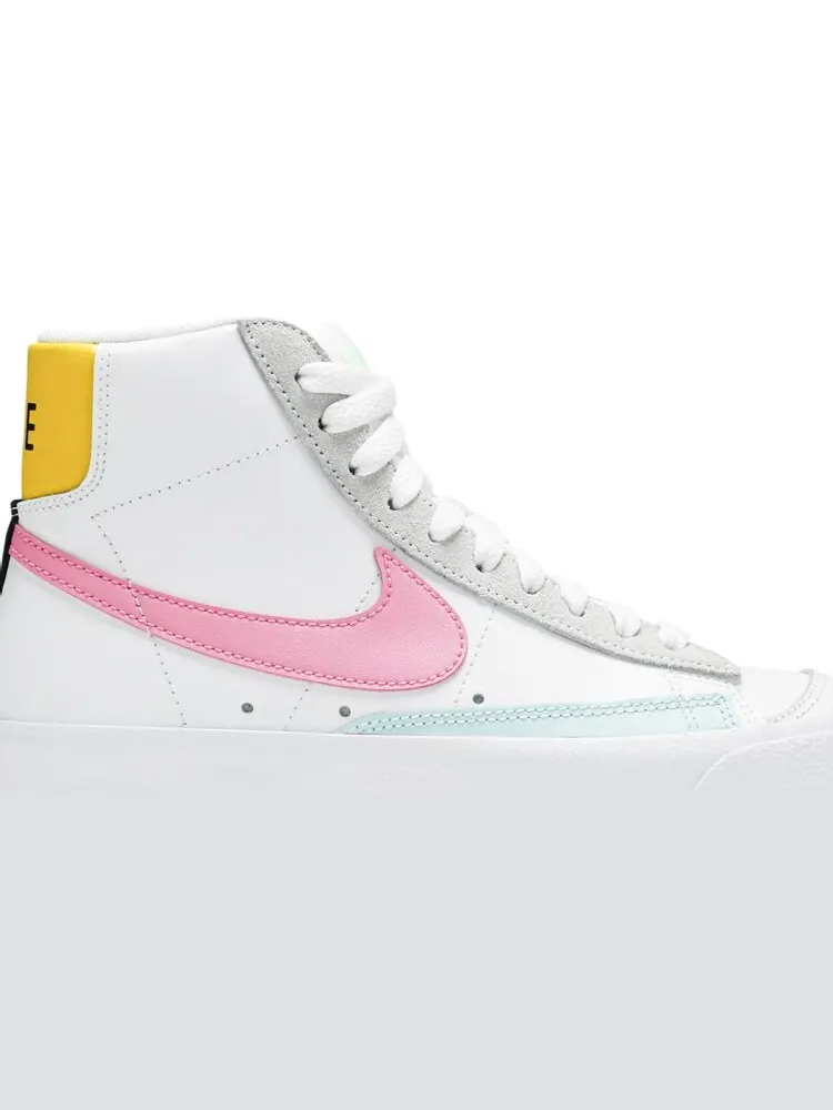 Кроссовки Nike Wmns Blazer Mid '77 Vintage 'Pastel' — изображение 2 из 8, белый