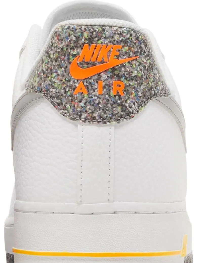 Кроссовки Nike Air Force 1 '07 LV8 'Regrind' — изображение 7 из 8, белый
