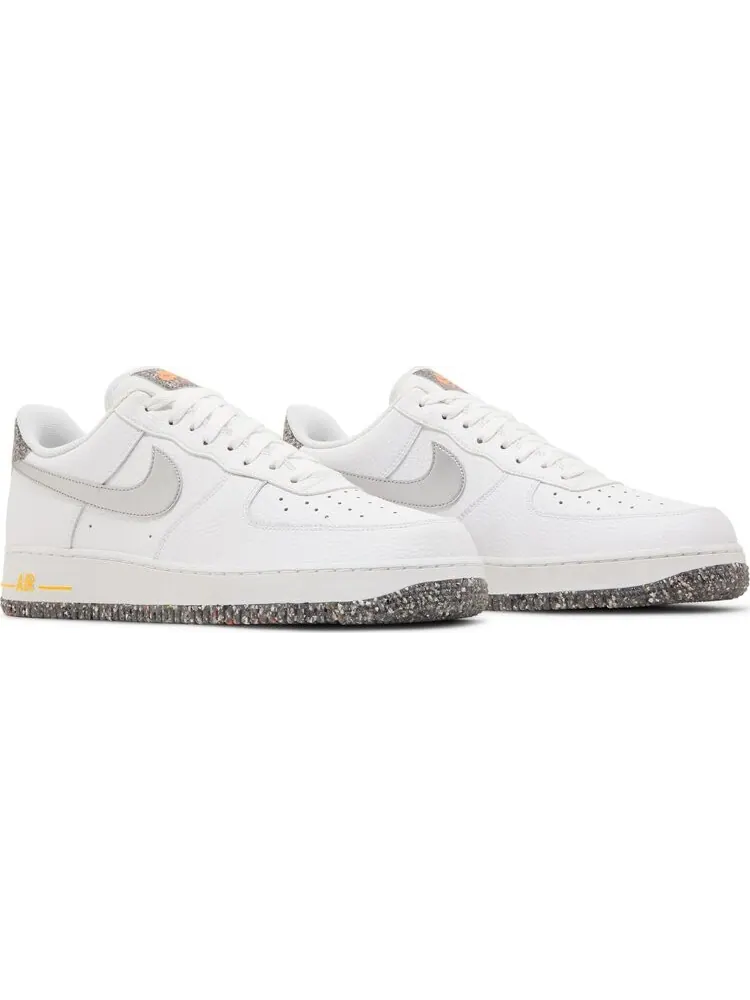 Кроссовки Nike Air Force 1 '07 LV8 'Regrind' — изображение 8 из 8, белый
