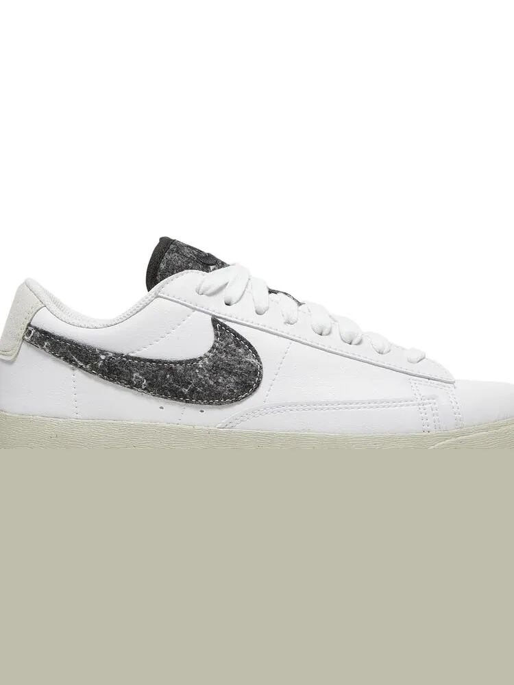 Кроссовки Nike Wmns Blazer Low SE 'Recycled Wool Pack - White Black' — изображение 2 из 8, белый