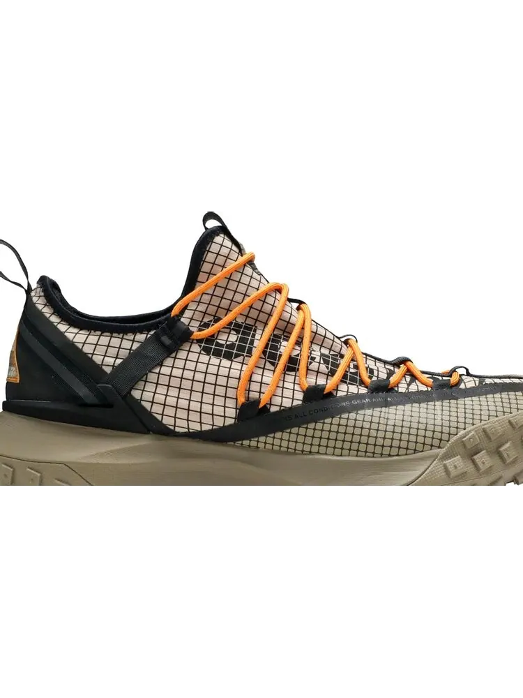 Кроссовки Nike ACG Mountain Fly Low 'Fossil Stone' — изображение 2 из 8, загар