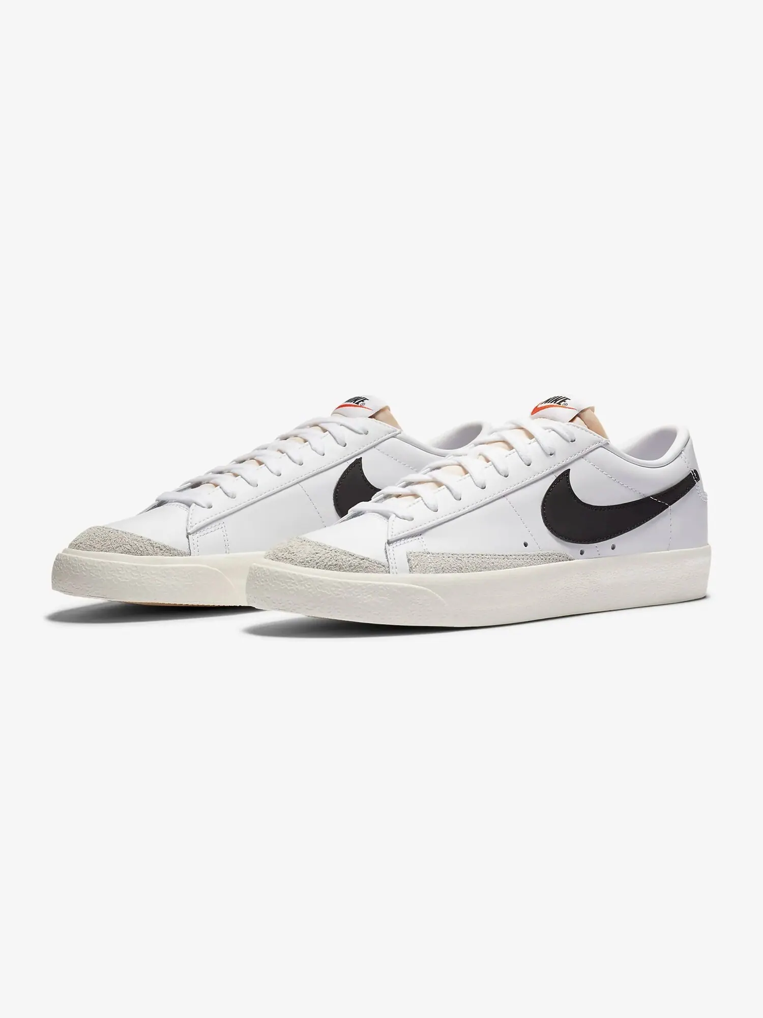 Кроссовки Nike Blazer Low '77 Vintage 'White Black' — изображение 2 из 10, белый