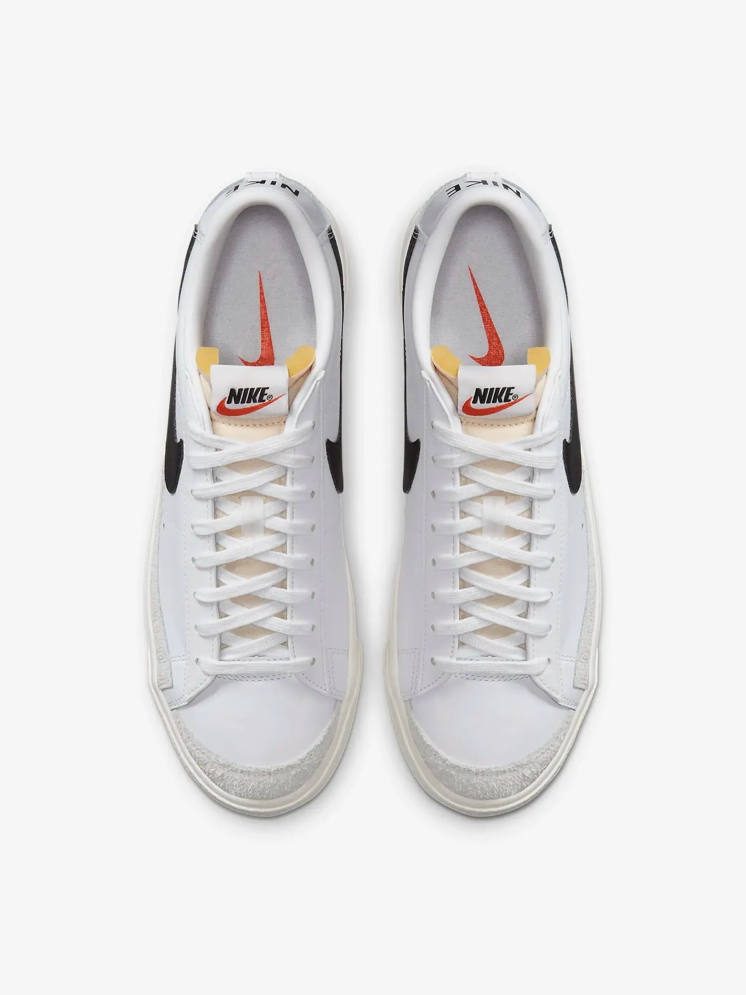 Кроссовки Nike Blazer Low '77 Vintage 'White Black' — изображение 3 из 10, белый