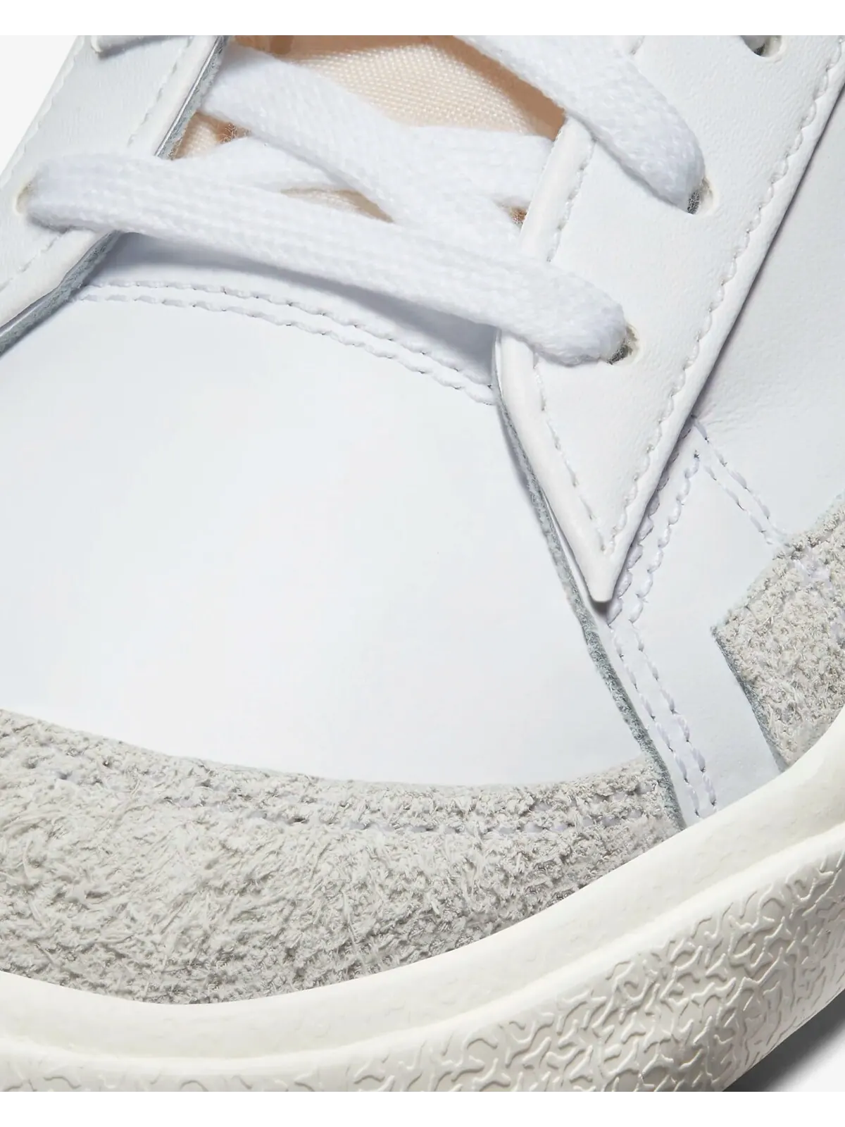 Кроссовки Nike Blazer Low '77 Vintage 'White Black' — изображение 7 из 10, белый