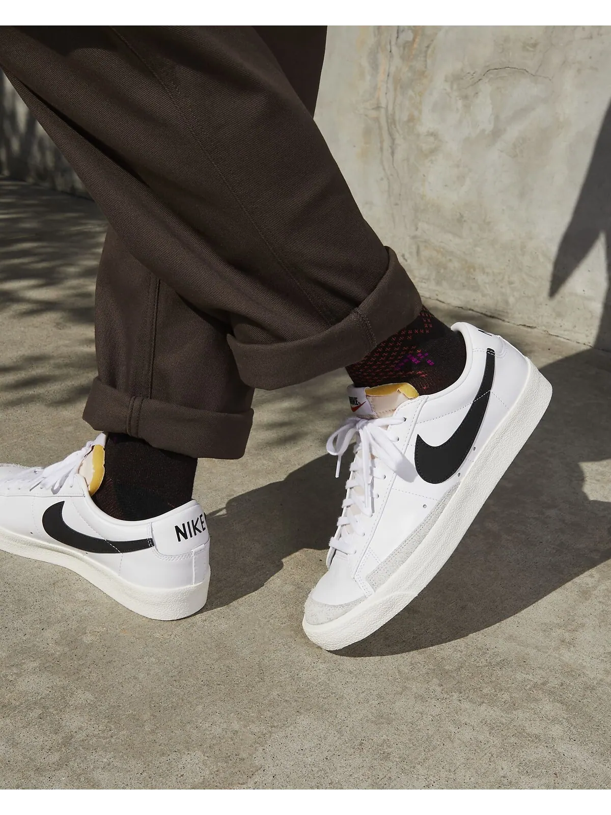 Кроссовки Nike Blazer Low '77 Vintage 'White Black' — изображение 9 из 10, белый
