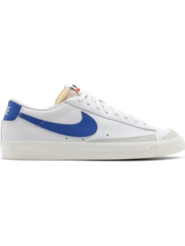 Кроссовки Nike Blazer Low '77 Vintage 'White Hyper Royal' — изображение 1 из 8, белый