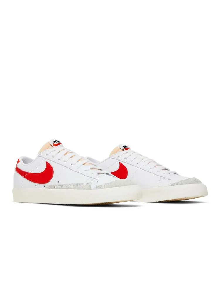 Кроссовки Nike Blazer Low '77 Vintage 'White Team Orange' — изображение 9 из 9, белый/оранжевый/белый