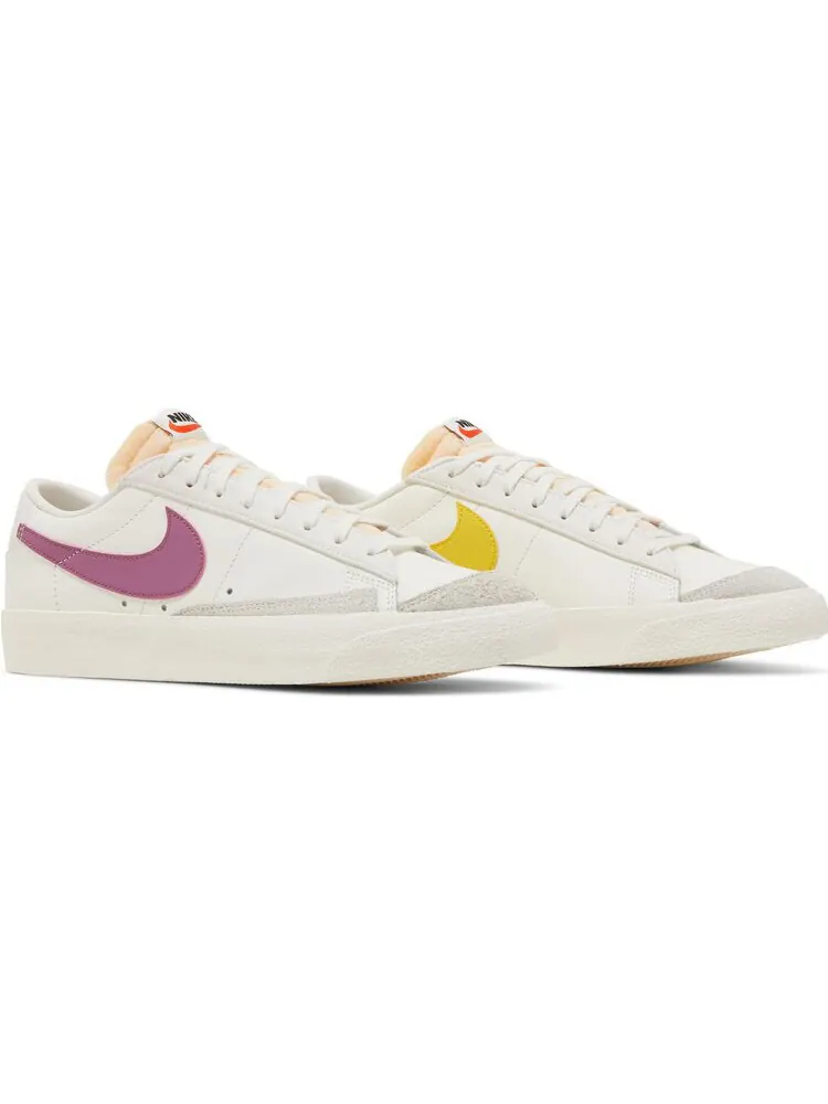 Кроссовки Nike Blazer Low '77 Vintage 'Sail Multi' — изображение 2 из 5, белый