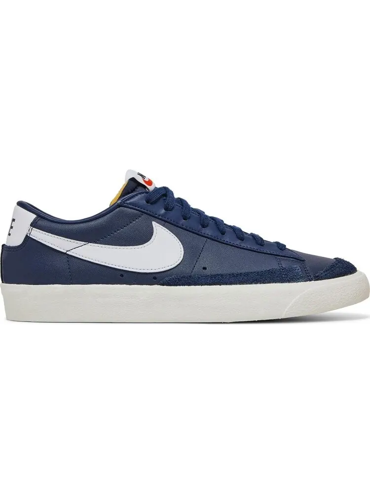 Кроссовки Nike Blazer Low '77 Vintage 'Midnight Navy' — изображение 1 из 8, синий