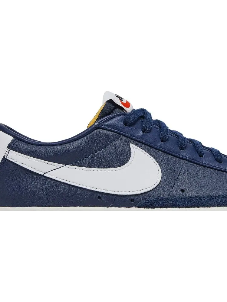 Кроссовки Nike Blazer Low '77 Vintage 'Midnight Navy' — изображение 2 из 8, синий