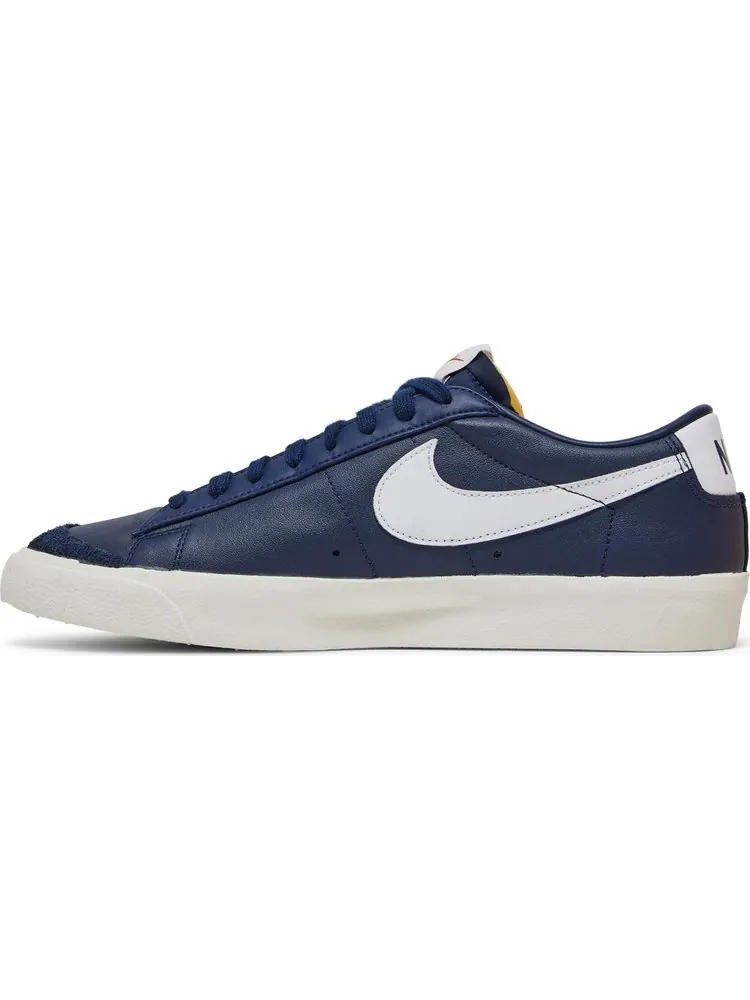 Кроссовки Nike Blazer Low '77 Vintage 'Midnight Navy' — изображение 3 из 8, синий