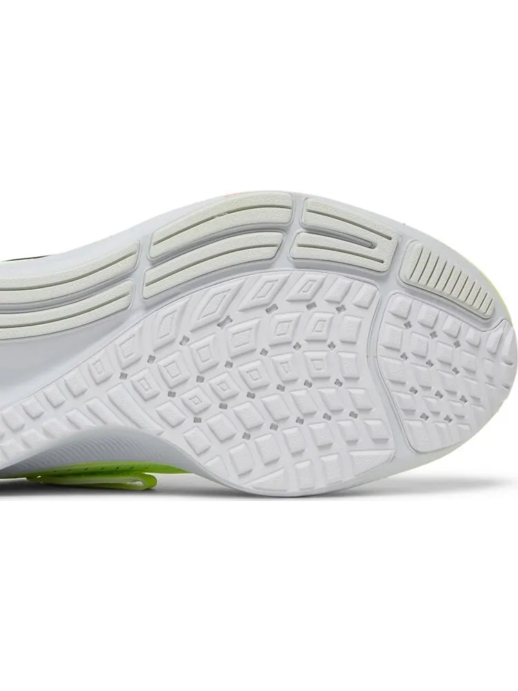 Кроссовки Nike Air Zoom Pegasus 38 FlyEase Extra Wide 'Barely Volt' — изображение 5 из 8, желтый
