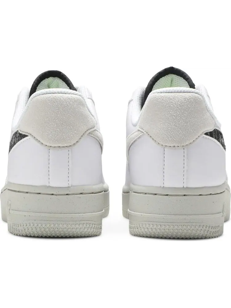Кроссовки Nike Wmns Air Force 1 '07 SE 'Recycled Wool Pack - White Black' — изображение 6 из 8, белый