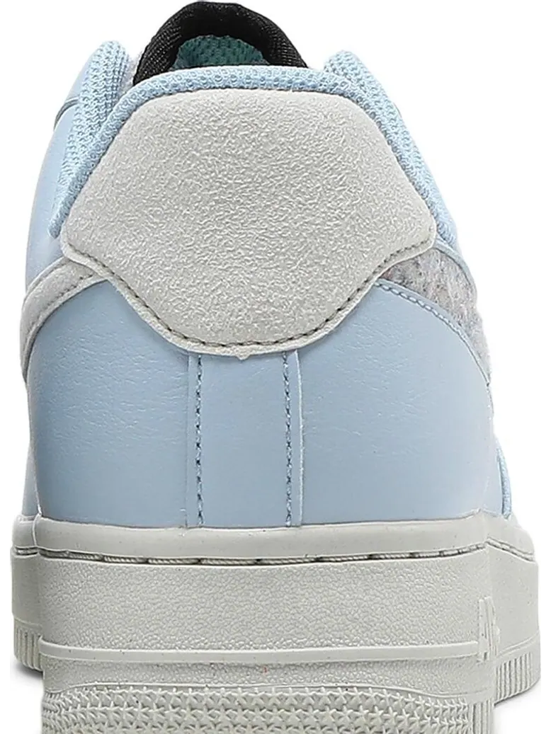 Кроссовки Nike Wmns Air Force 1 '07 SE 'Recycled Wool Pack - Light Armory Blue' — изображение 7 из 8, синий
