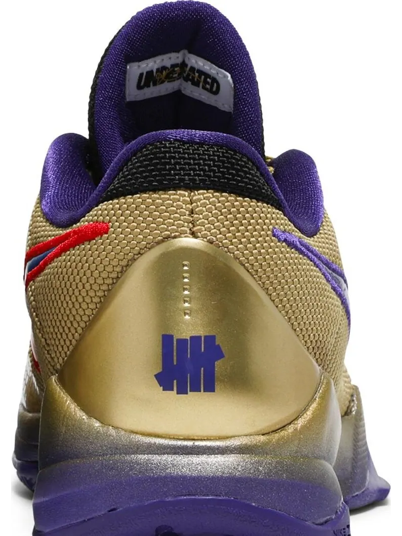 Кроссовки Nike Undefeated x Zoom Kobe 5 Protro 'Hall Of Fame' — изображение 7 из 8, золото