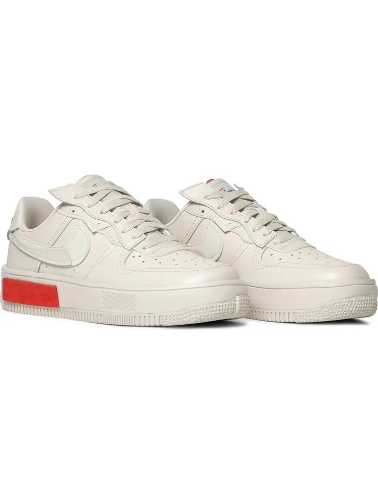 Кроссовки Nike Wmns Air Force 1 Fontanka 'Pearl White University Red' — изображение 8 из 8, бежевый