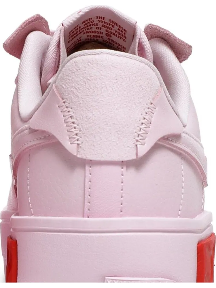 Женские кроссовки Nike Air Force 1 Fontanka 'Valentine's Day' — изображение 7 из 8, розовый