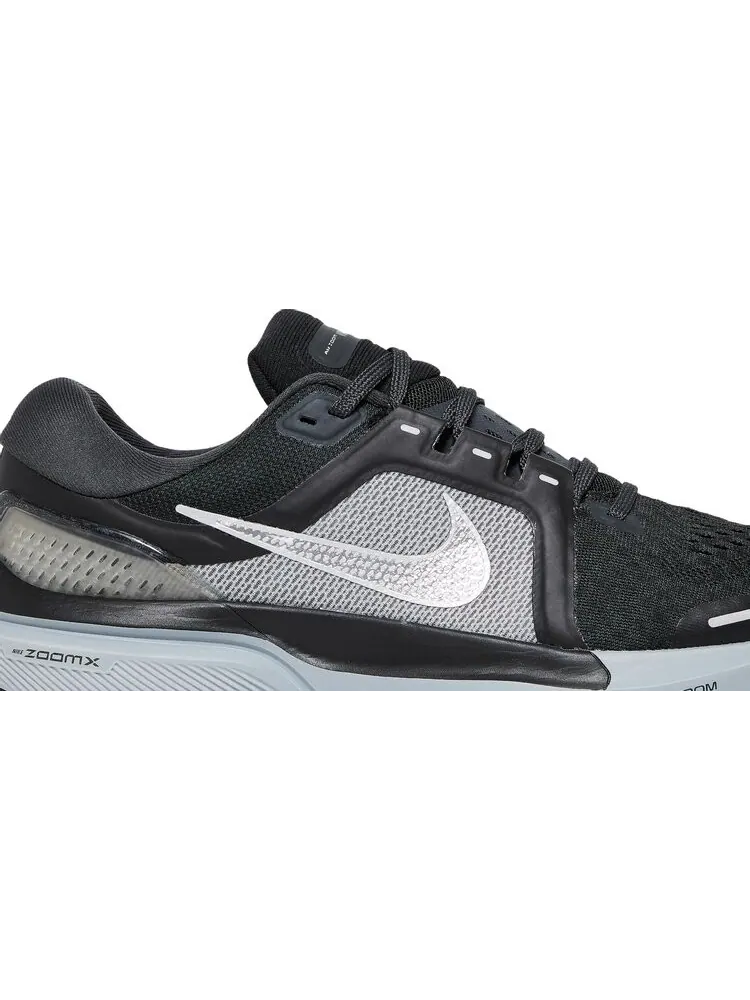 Кроссовки Nike Air Zoom Vomero 16 'Black Metallic Silver' — изображение 2 из 8, черный