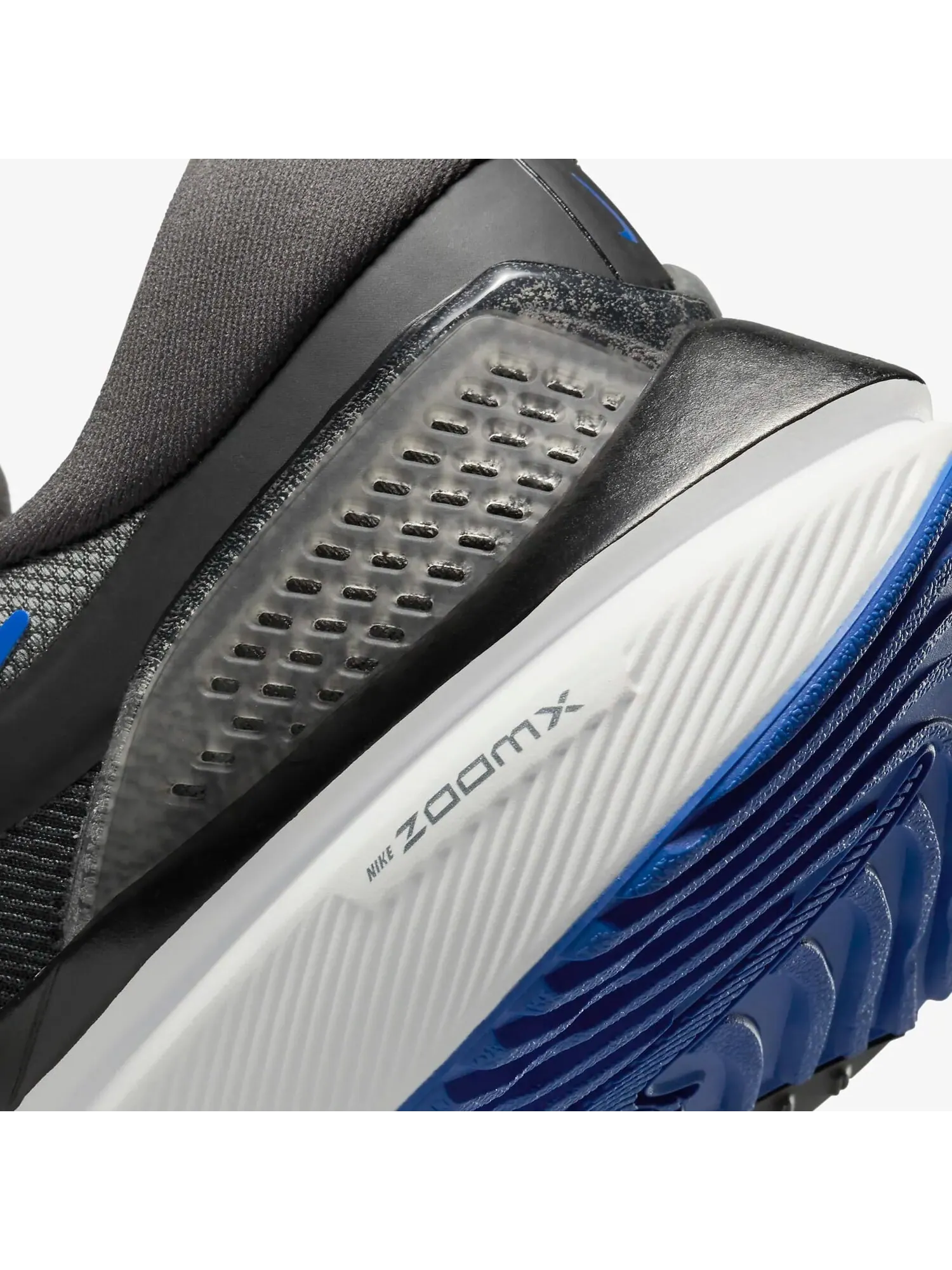 Кроссовки Nike Air Zoom Vomero 16 — изображение 7 из 7, черный/белый