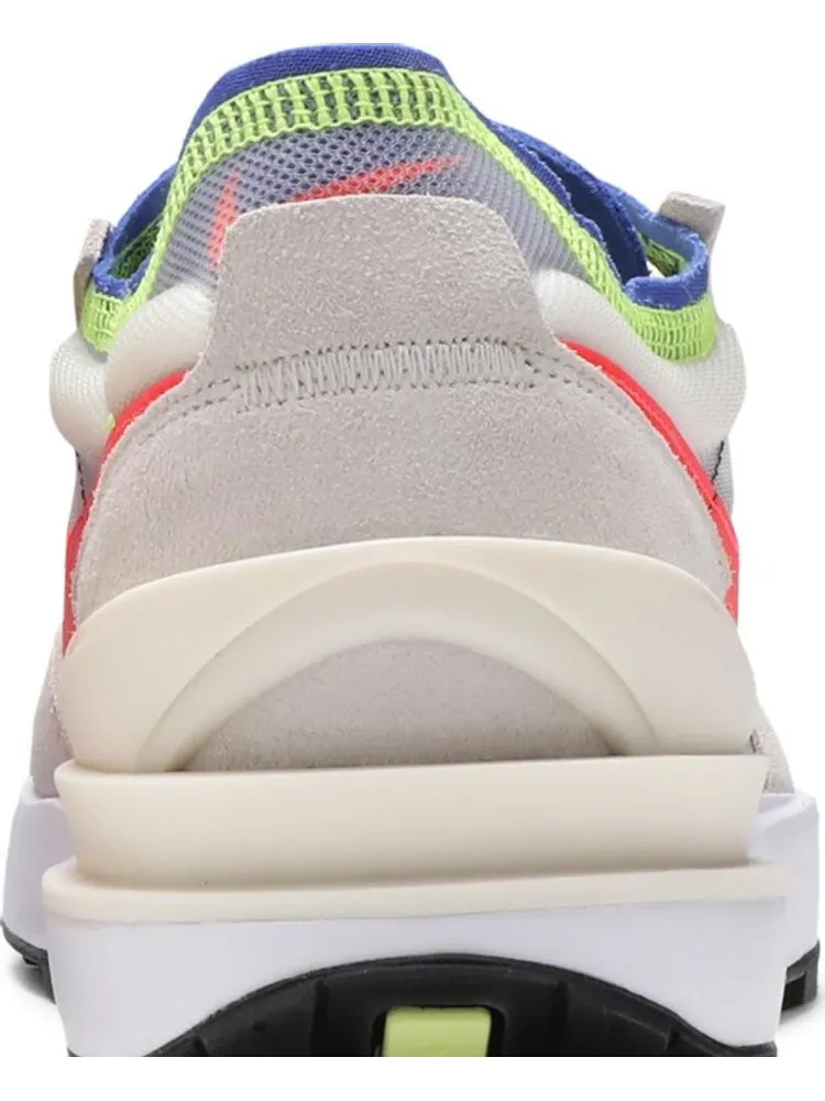 Кроссовки Nike Waffle One 'Coconut Milk Crimson Royal' — изображение 7 из 8, бежевый
