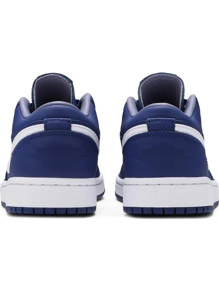 Кроссовки Wmns Air Jordan 1 Low SE Deep Royal Blue — изображение 6 из 8, синий