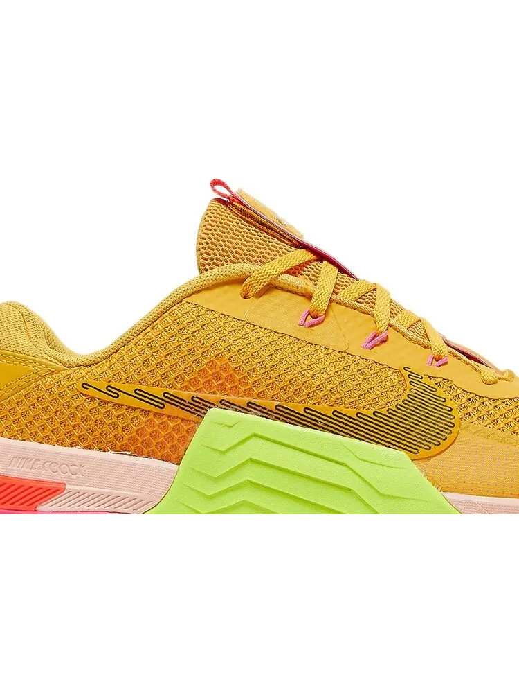 Кроссовки Nike Metcon 7 X 'Rawdacious' — изображение 2 из 8, оранжевый