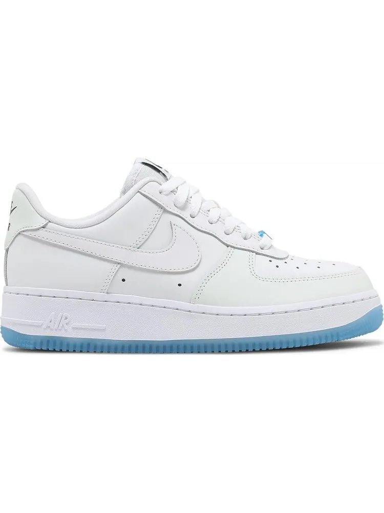 Кроссовки Nike Wmns Air Force 1 '07 LX 'UV Reactive' — изображение 1 из 9, белый