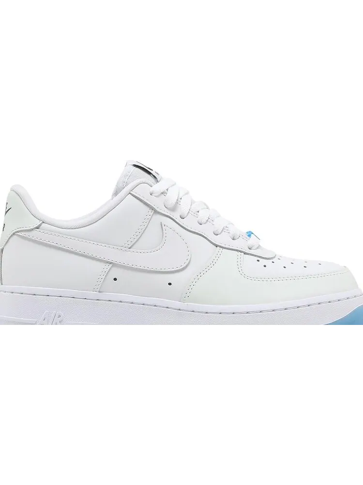 Кроссовки Nike Wmns Air Force 1 '07 LX 'UV Reactive' — изображение 2 из 9, белый