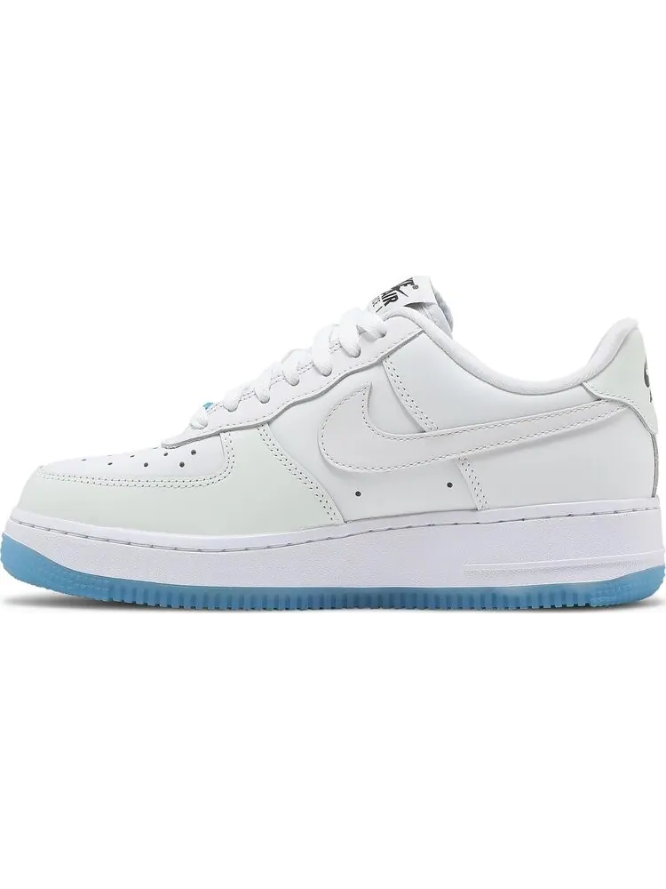 Кроссовки Nike Wmns Air Force 1 '07 LX 'UV Reactive' — изображение 3 из 9, белый