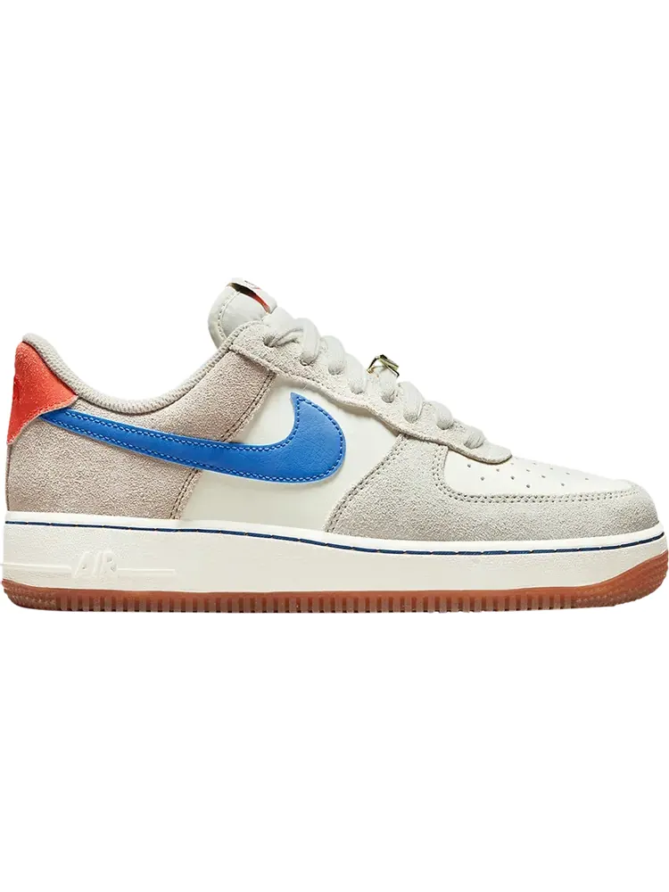 Кроссовки Nike Wmns Air Force 1 '07 SE 'First Use 'Sail Royal' — изображение 1 из 1, бежевый