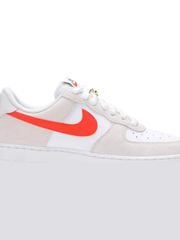 Кроссовки Nike Wmns Air Force 1 '07 SE 'First Use' — изображение 2 из 8, белый