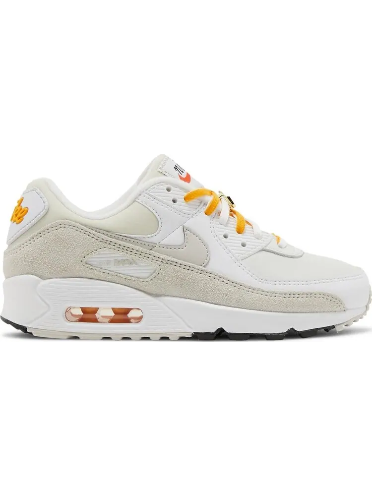 Кроссовки Nike Wmns Air Max 90 SE 'First Use - White University Gold' — изображение 1 из 8, белый