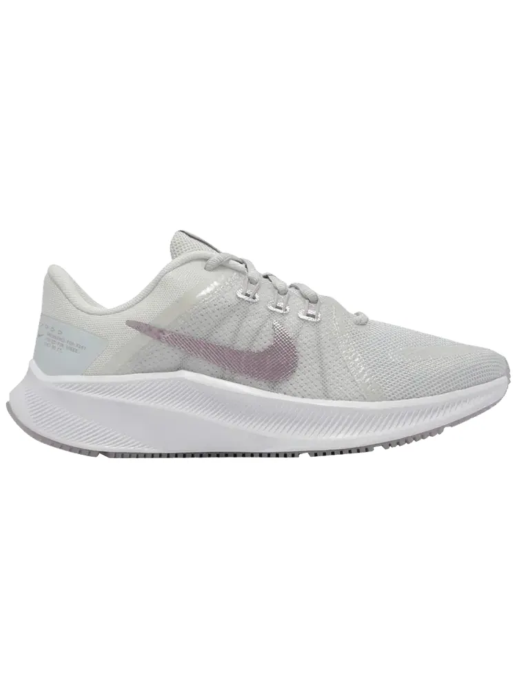 Кроссовки Nike Wmns Quest 4 Premium 'Photon Dust Metallic Lustre' — изображение 1 из 1, белый