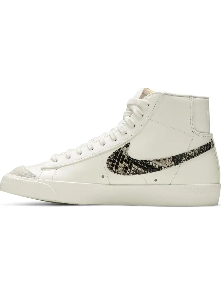 Женские кроссовки Nike Blazer Mid '77 SE 'Snakeskin' — изображение 3 из 8, бежевый