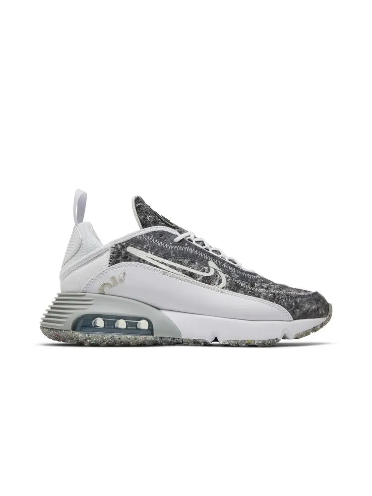 Кроссовки Nike Wmns Air Max 2090 SE 'White Light Smoke Grey' — изображение 2 из 9