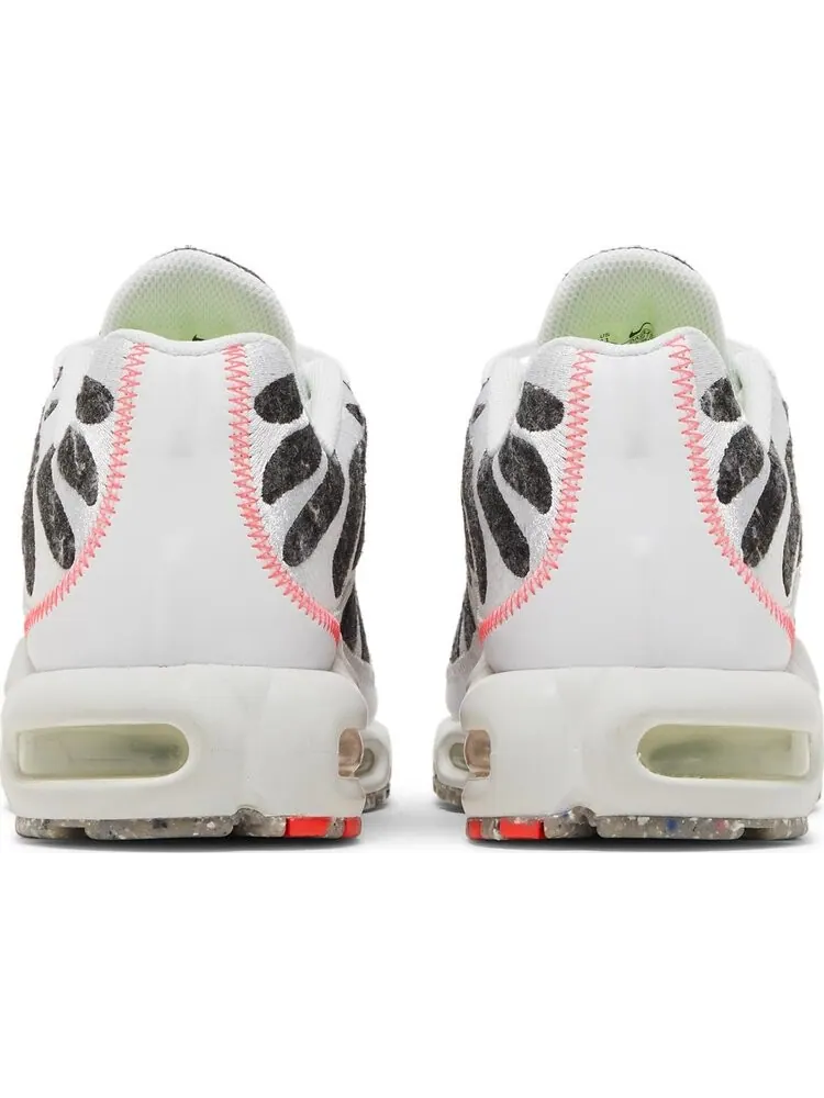 Кроссовки Nike Air Max Plus Essential 'Crater - Photon Dust' — изображение 6 из 8, белый