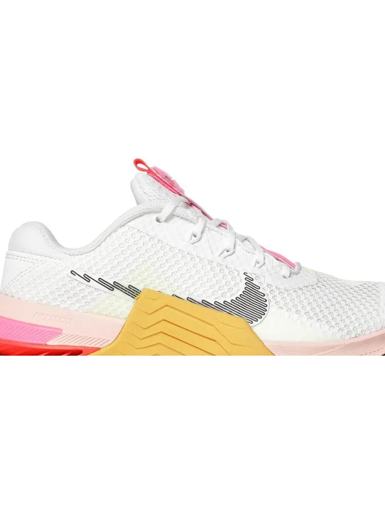 Кроссовки Nike Wmns Metcon 7 X 'Rawdacious' — изображение 2 из 8, белый