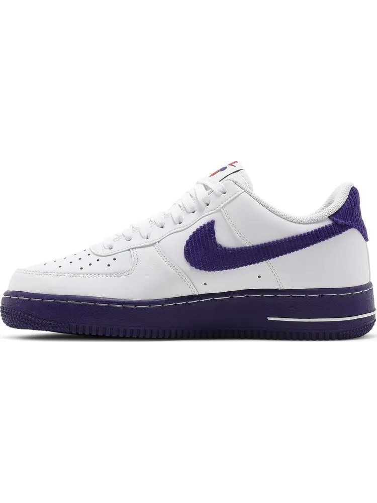 Кроссовки Nike Air Force 1 '07 LV8 EMB 'White Court Purple' — изображение 3 из 8, белый