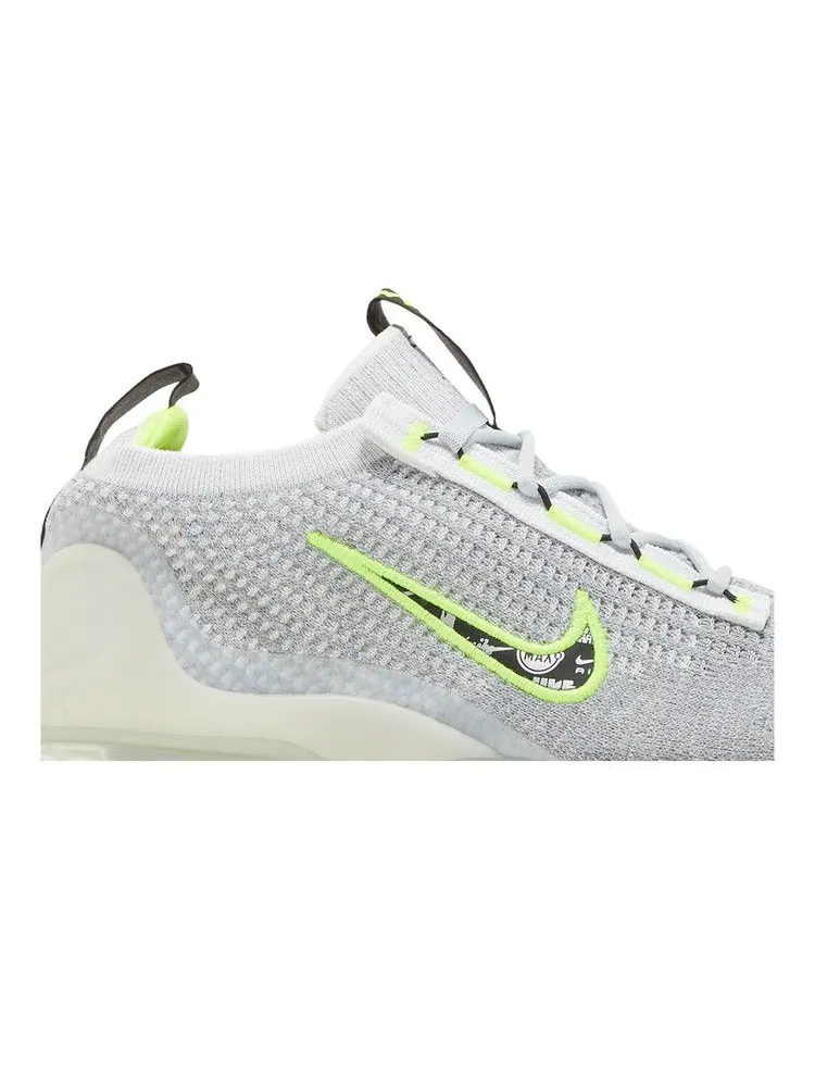 Кроссовки Nike Air VaporMax 2021 Flyknit GS 'Wolf Grey Volt' — изображение 3 из 9, серый/белый//черный