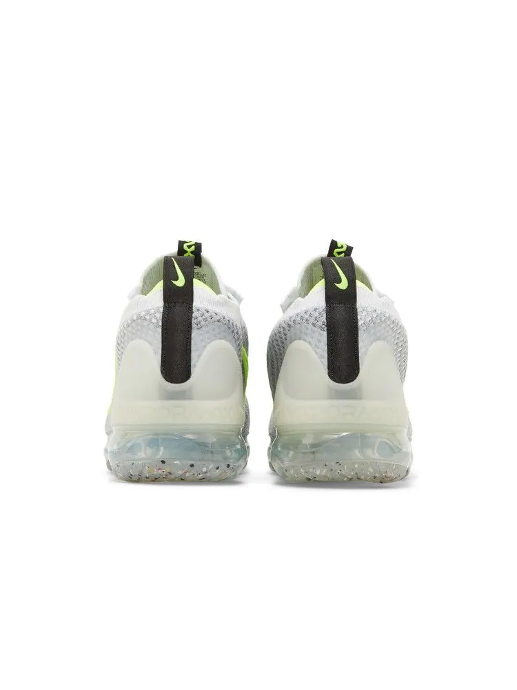 Кроссовки Nike Air VaporMax 2021 Flyknit GS 'Wolf Grey Volt' — изображение 7 из 9, серый/белый//черный